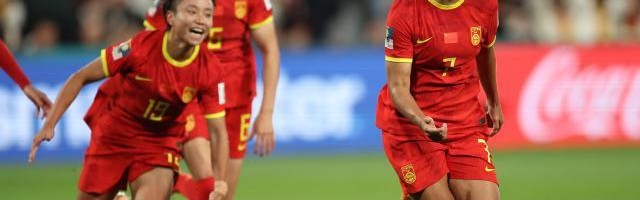 天天盈球即时比分直播-绝境前玫瑰叕显铿锵 留洋双星助女足拿下关键胜利