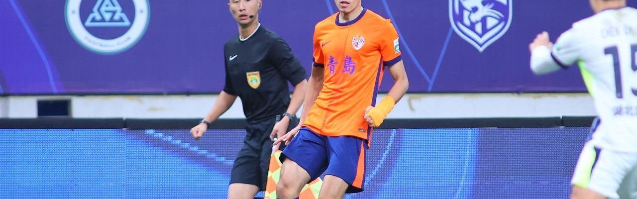 天天盈球-1比1！山东鲁能球迷笑醒了，新援刚入队就进球，成为韩鹏掌上宝