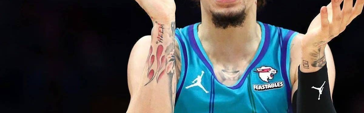 失误大战！两队半场合计24次失误，黄蜂高达15次失误